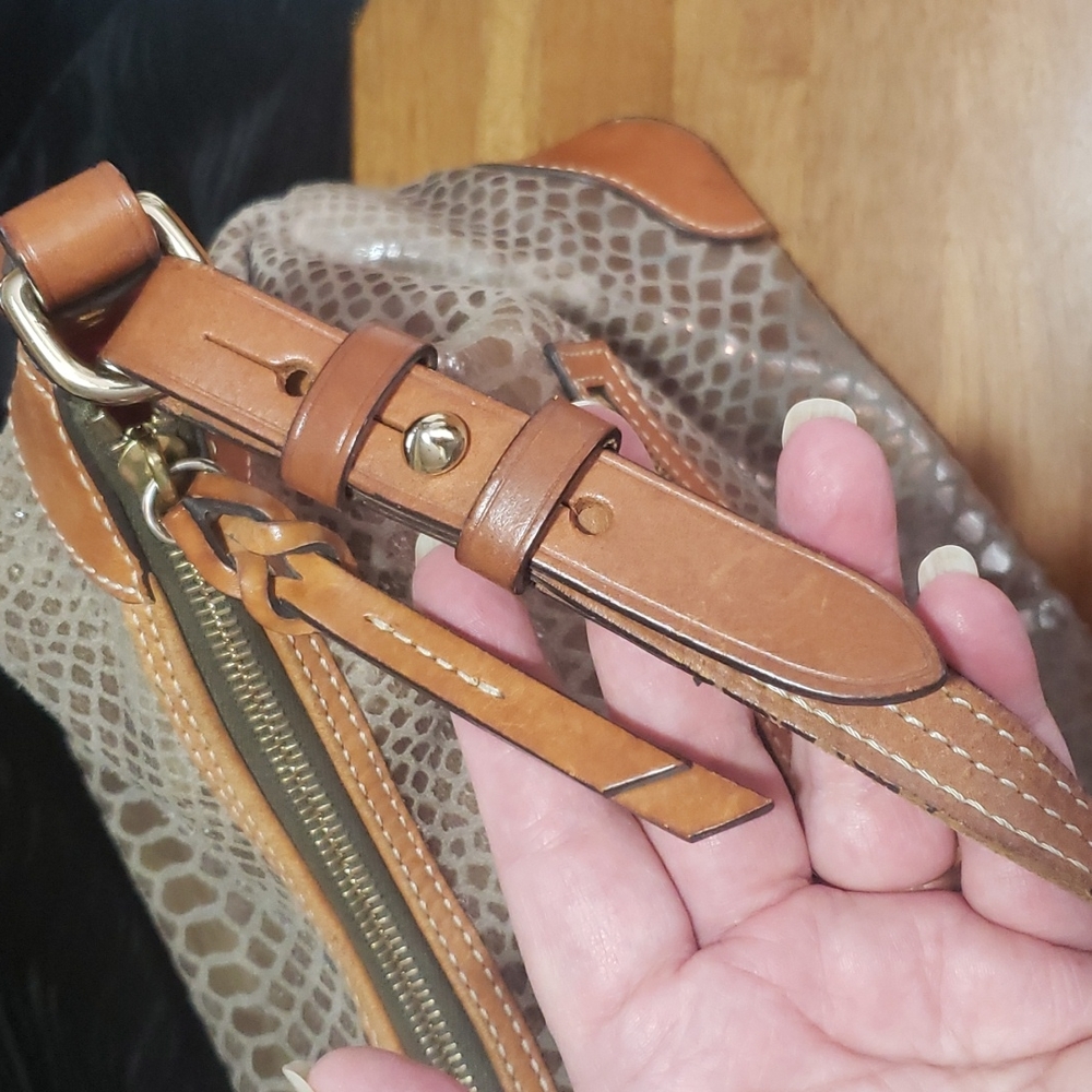 Dooney & Bourke Olive Green Snake Embossed Erica Large Shoulder Bag Purse - Picture 11 of 14